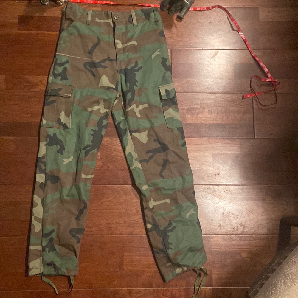 Camo pants fit size 1